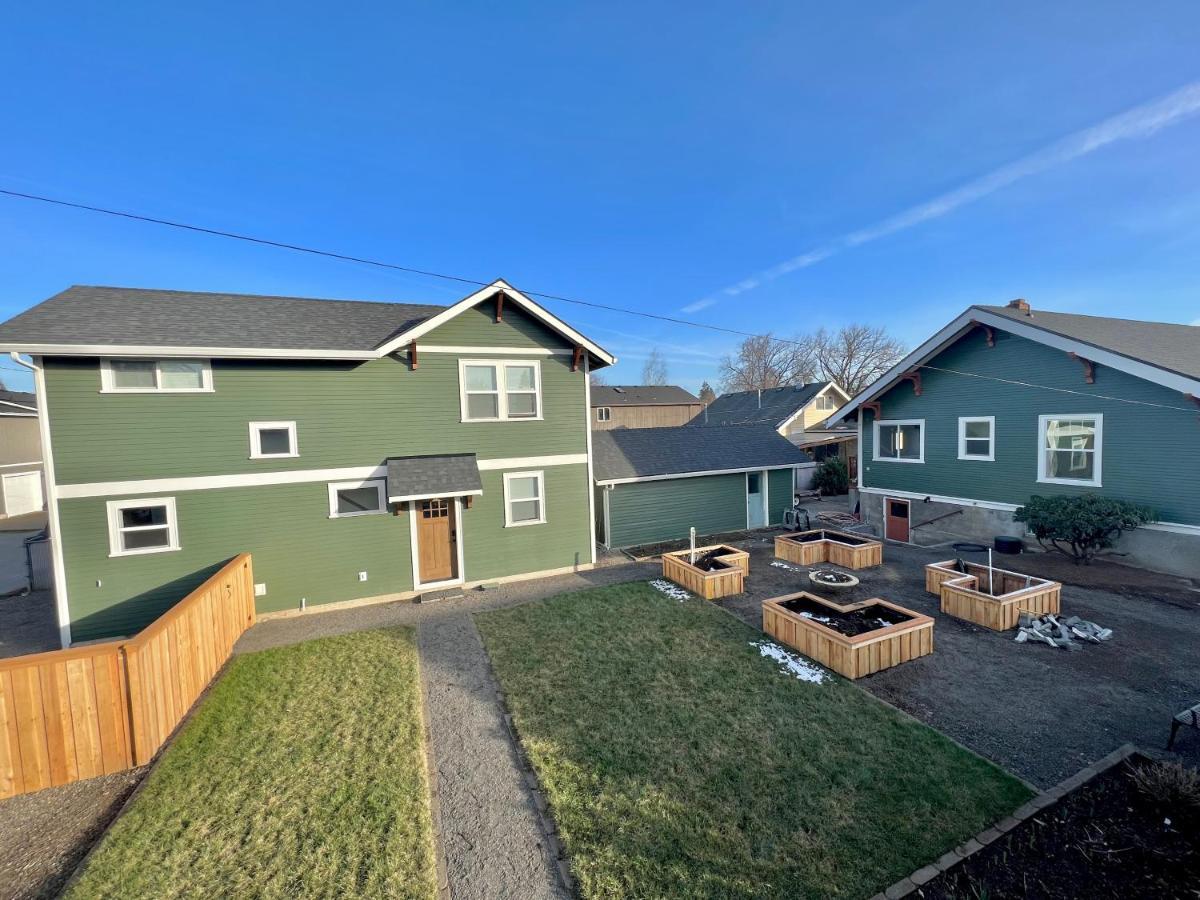 Brand New Custom Built Cottage In Downtown W/Pool! Salem Eksteriør billede